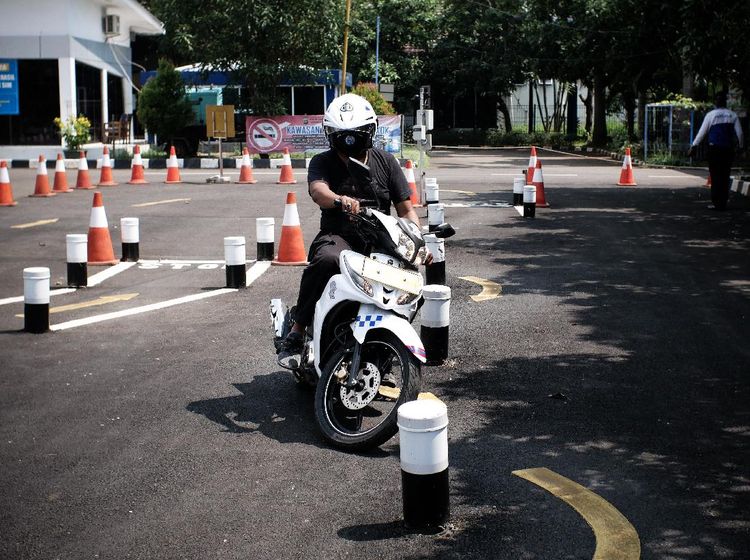 Layanan SIM di Satpas Daan Mogot Turun Drastis