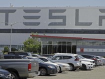 Penjualan Mobil Listrik Naik di AS tapi Tesla Malah Merosot