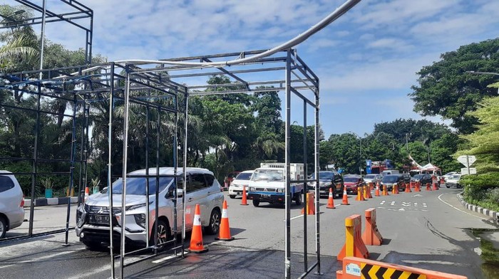 psbb surabaya jilid 2 di bundaran waru