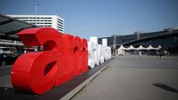 Belanda menyumbangkan satu bandaranya dalam 10 besar. Amsterdam Schiphol Airport bertengger di nomor 9. Christopher Furlong/Getty Images.