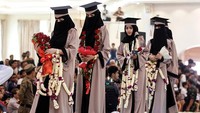Saat itu sejumlah orang Yaman sudah ada yang lebih dulu menjadi Muslim sebelum kedatangan delegasi tersebut. Beberapa di antaranya Ammar bin Yasir RA, al-Alaa al-Hadrami RA, Miqdad bin Aswad RA, Abu Musa al-Asyari RA, dan Syurahbil bin Hasanah RA.