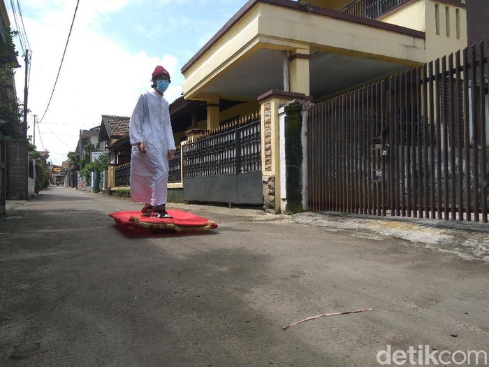Sosok di balik video viral Longboarder ala Aladdin di Jalanan Kota Cimahi