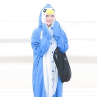 Ingin bergaya lucu-lucuan? Piyama atau jumpsuit berwujud binatang ala Nakyung FROMIS-9 ini juga bisa bikin hari-hari karantina kamu dan keluarga lebih seru. Foto: dok. Fansite