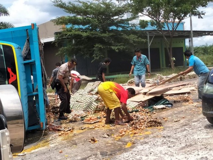 truk pengangkut makanan