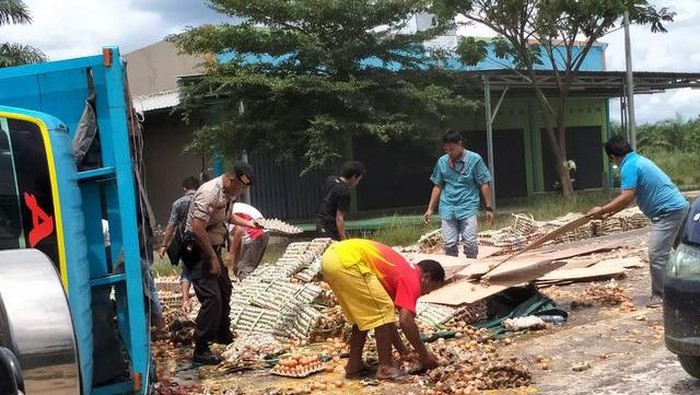 Rahasia Nastar Lembut hingga Kecelakaan Tragis Truk  