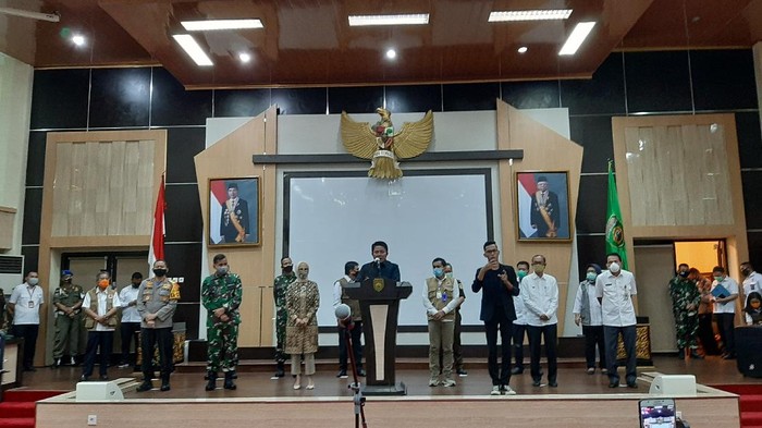 Gubernur Sumsel, Herman Deru konferensi pers, Rabu (13/5/2020).