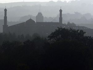 Imbau Tidak ke Masjid, Imam Khotbah dan Doa Lewat Media Sosial
