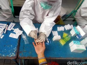 50 Pedagang Pasar Semampir Probolinggo Di-Rapid Test, 10 Reaktif