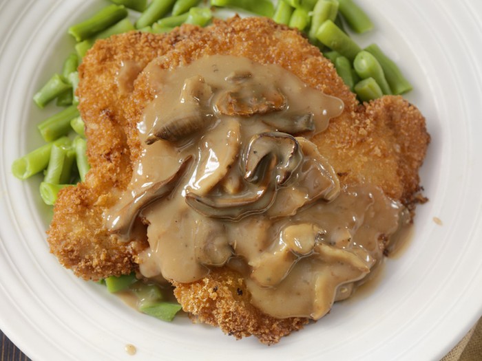 Resep Fried Chicken Steak Saus Jamur ala Restoran