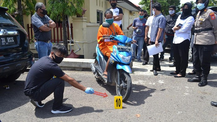 Rekonstruksi kasus pembunuhan bocah yang ditemukan tanpa kepala di Sidrap, Sulsel.