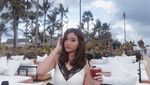 Intip Gaya Kulineran Cindy Caroline, Selebgram yang Baru Jadi Mualaf