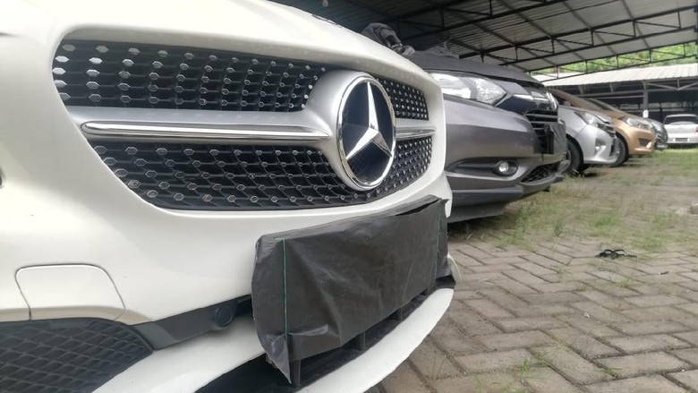 Gudang Penyimpanan Mobil PT Pegadaian (Persero) Gudang PT Pegadaian Kebon Nanas, Jakarta Timur