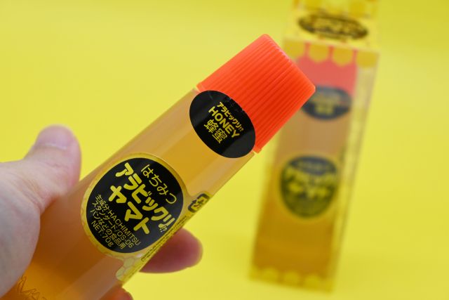 Madu dalam kemasan lem stick