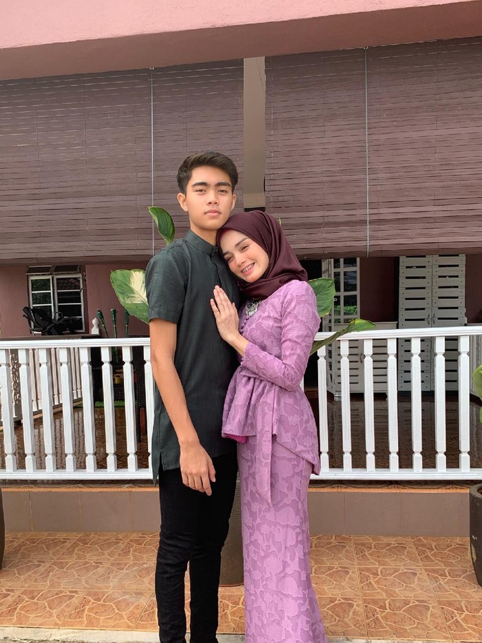 Ibu muda viral dikira pacar anaknya