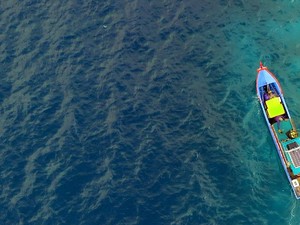 Demi Mimpi Anak, Nelayan Anambas Labuhkan Asa di Laut China Selatan