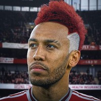 Pria dengan rambut merah putih tentu bukan pemain timnas Indonesia. Dia Pierre-Emerick Aubameyang, pria Prancis yang bermain untuk Arsenal. (Foto: Instagram/ @brfootball)