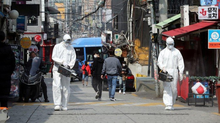 Virus corona di Korea Selatan: Lebih dari 100 kasus baru Covid-19 muncul terkait kelab malam Seoul, setelah Korsel catat penularan lokal nihil
