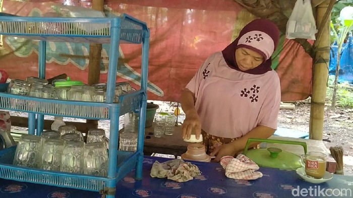 Penjual di Jalur Pantura Alas Roban, Batang sepi pembeli meski jelang Lebaran