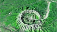 Begini gambar citra Kondyor Massif dilihat dari Google Earth. Kondyor Massif memiliki ukuran tinggi 609 meter dengan lebar mencapai 8 kilometer. (Google Earth)
