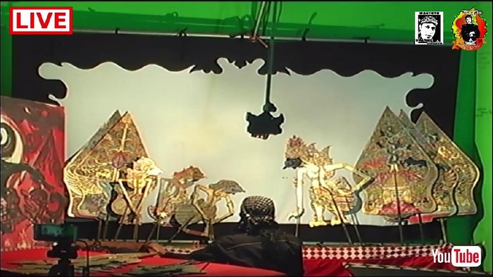 Tangkapan layar pentas wayang climen Boyolali secara live streaming. Rabu (13/5/2020).