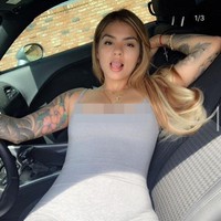 Stephanie berhenti dari pekerjaannya lagi dan memutuskan untuk bekerja di apotik medis ganja, di beberapa negara Amerika profesi ini legal.  Langkah kariernya itu pun salah lagi karena kecantikan yang dimilikinya mengundang perhatian banyak orang. Foto: Instagram