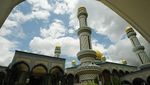 Masjid-masjid dengan Kubah Emas yang Memukau
