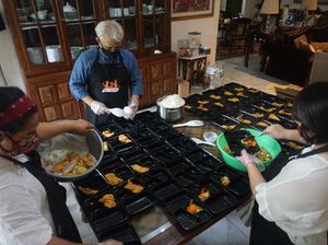 Donasi Paket Makanan Untuk Tenaga Medis