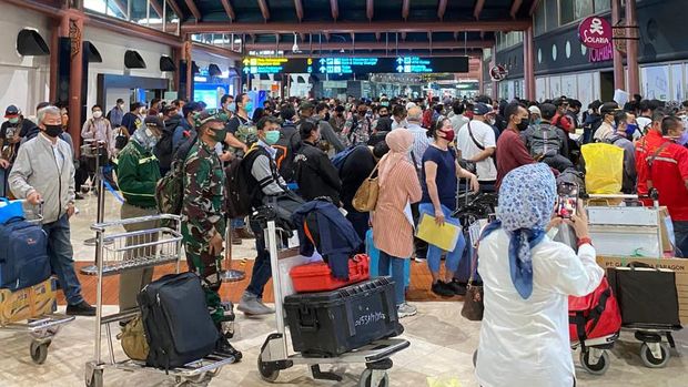 Bandara Soetta penuh/Reza