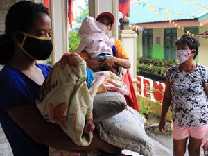 Topan Ambo Hantam Timur Laut Filipina