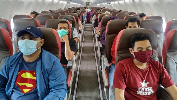 Batik Air Terbang dengan Terapkan Protokol Kesehatan dan Batasi Jumlah Penumpang