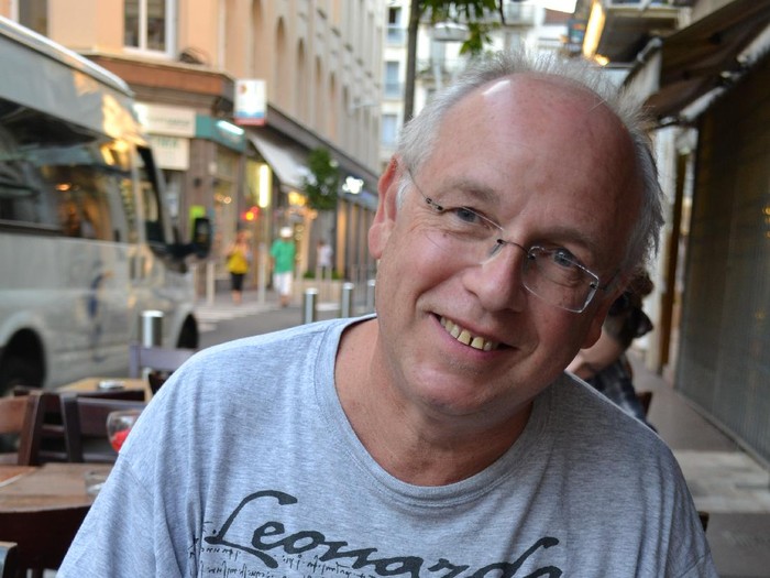 Novelis Prancis Stéphane Bourgoin