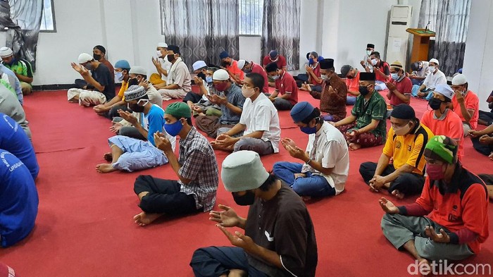 Physical Distancing di Lapas Palu