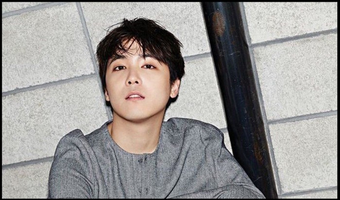 idol korea jadi pelayan restoran