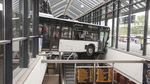 Waduh! Ada Bus Nyangkut di Eskalator