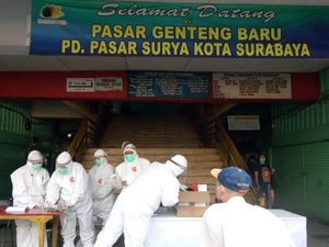 Ditemukan 1 Positif Corona, 50 Pedagang Pasar Genteng Baru Rapid Test