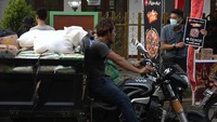 Perubahan ini juga terasa pada bisnis gerai dan industri makanan yang ada di Indonesia. ANTARAFOTO/Puspa Perwitasari
