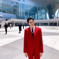 Suho EXO juga selalu memikirkan feed dan urutan foto Instagram-nya. Tak jarang pemilik nama asli Kim Junmyeon ini mengganti urutannya jika tidak terlihat cocok. Itu adalah masalahku. Kalau kalian jangan terlalu memikirkannya, katanya.Foto: Instagram @kimjuncotton
