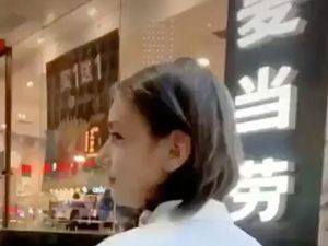 Sosok Remaja Pria dengan Wajah Cantik Ini Viral, Bikin Wanita Insecure