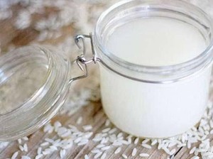 Air Beras Bisa Bikin Rambut Tebal, Begini Cara Pakainya
