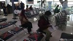 Stasiun Pasar Senen di Hari Pertama Larangan Mudik Lebaran