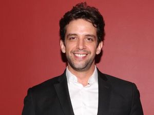 Aktor Broadway Nick Cordero Meninggal Setelah 4 Bulan Berjuang Melawan Corona