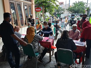 Evaluasi BST di Solo: Data Ganda-Orang Mati Dapat Undangan