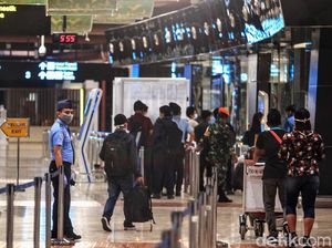 Siapa Saja yang Terbang dari Bandara Soetta?