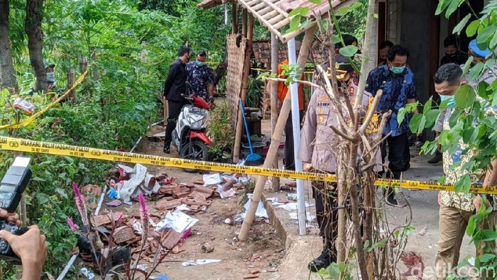 petasan meledak di ponorogo 1 tewas