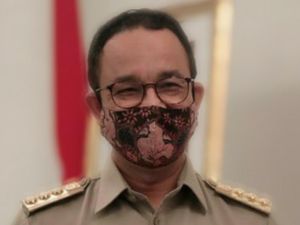 Anies Siapkan Sanksi Bila Tetap Ada Salat Id di Lapangan saat Pandemi