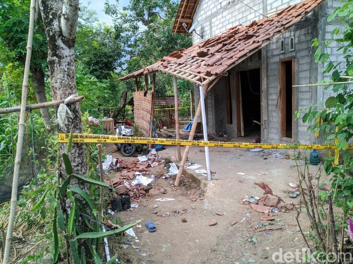 petasan meledak di ponorogo 1 tewas