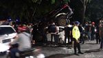 Kecelakaan Beruntun hingga Mobil Bertumpuk-tumpuk