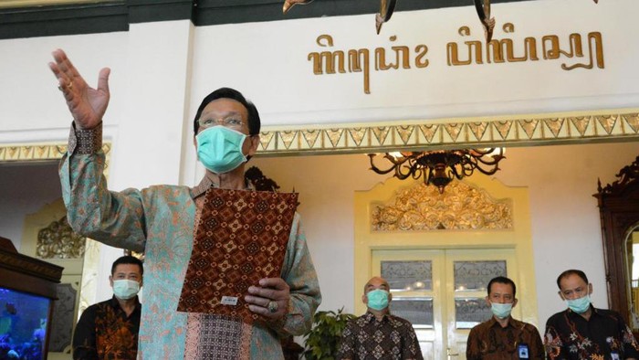Gubernur DIY Sri Sultan Hamengku Buwono X