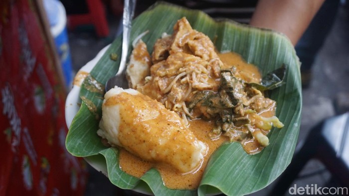 Cara Membuat Kuah Pecel Padang : Cara Membuat Lontong ...