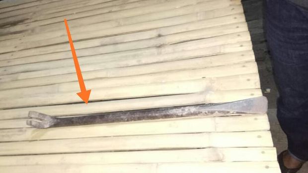 Linggis yang digunakan untuk membunuh korban